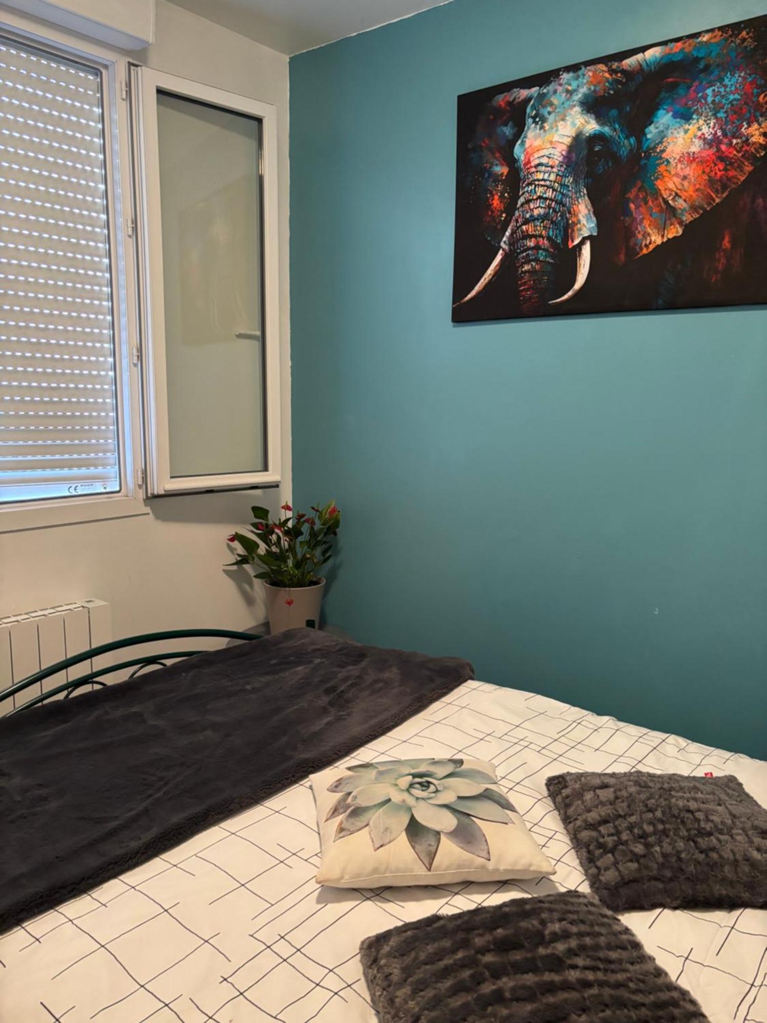 Agreable Studio En Hyper Centre Nevers Exterior photo